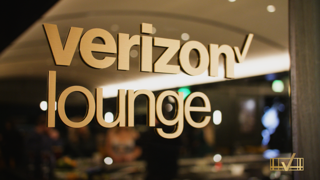 Verizon Lounge Lounge Mirror